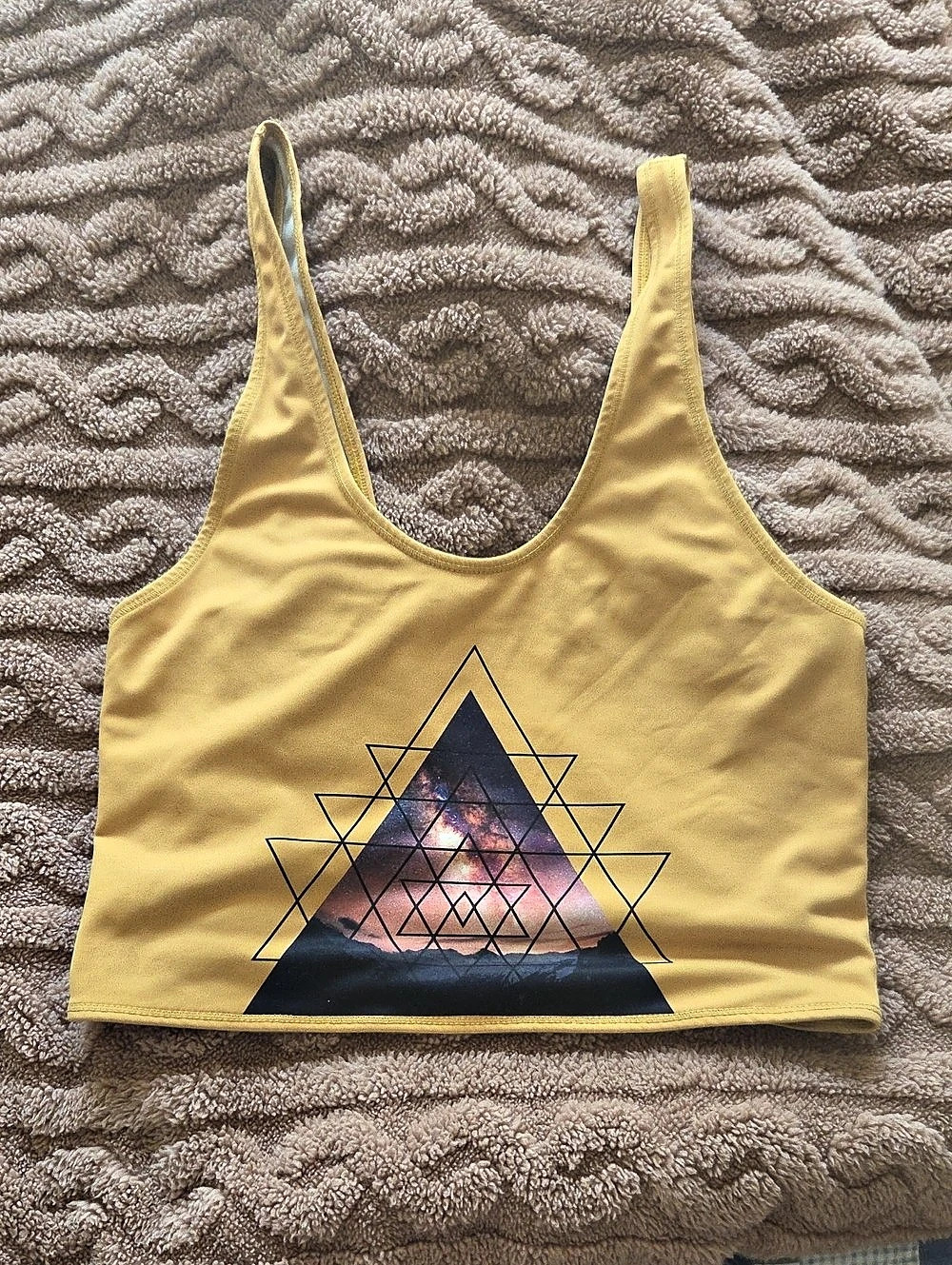 Wild Fable Geometric Graphic Crop Top Size Small